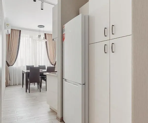 возле моря *